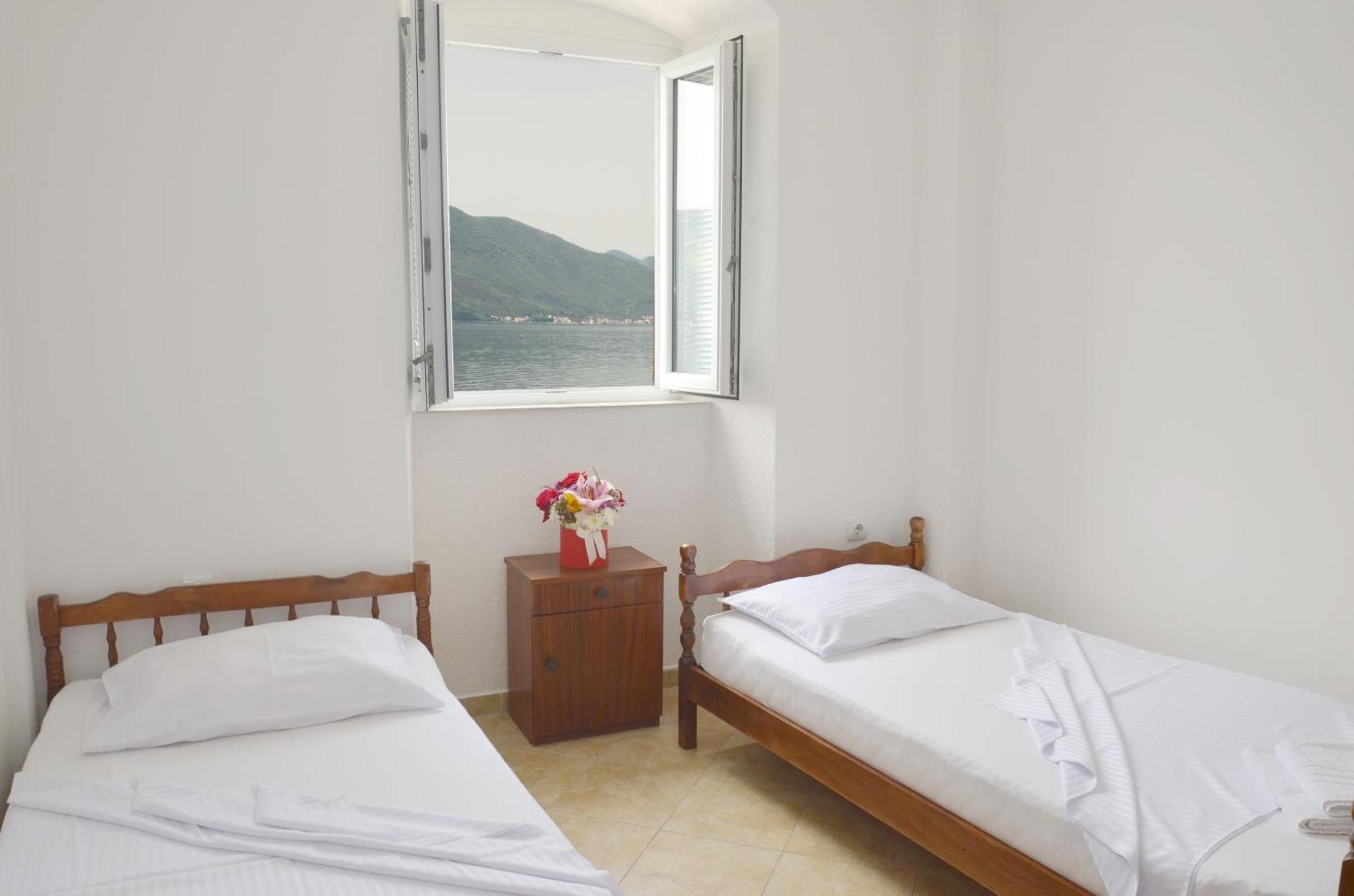 Apartments Mir I Dobro Kotor Exterior foto
